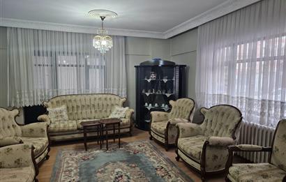 CENTURY21 BAL'DAN BAHÇELİEVLER MAH.MEHMETÇİK CADDESİNDE 3+1 SATILIK DAİRE