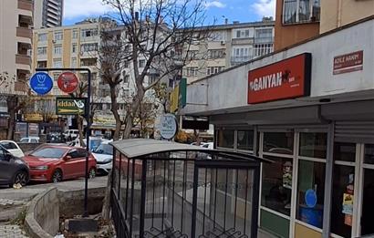 MALTEPE KÜÇÜKYALI'DA SATILIK KÖŞE DÜKKAN 