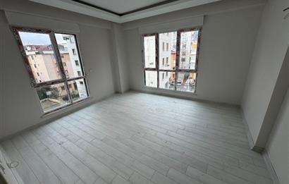 FEYZULLAH CAD METROYA YAKIN SİTEDE 2+1 SIFIR DAİRE