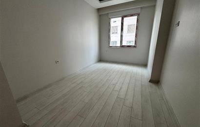 FEYZULLAH CAD METROYA YAKIN SİTEDE 2+1 SIFIR DAİRE