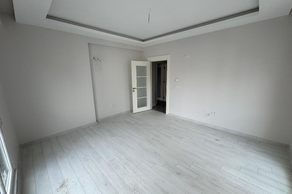 FEYZULLAH CAD METROYA YAKIN SİTEDE 2+1 SIFIR DAİRE