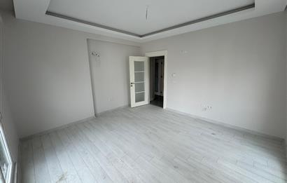 FEYZULLAH CAD METROYA YAKIN SİTEDE 2+1 SIFIR DAİRE