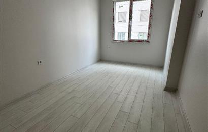 FEYZULLAH CAD METROYA YAKIN SİTEDE 2+1 SIFIR DAİRE