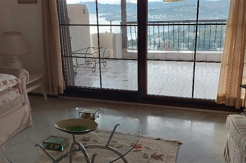 Bodrum-Bitez  3+1 deniz manzaralı satılık dubleks villa