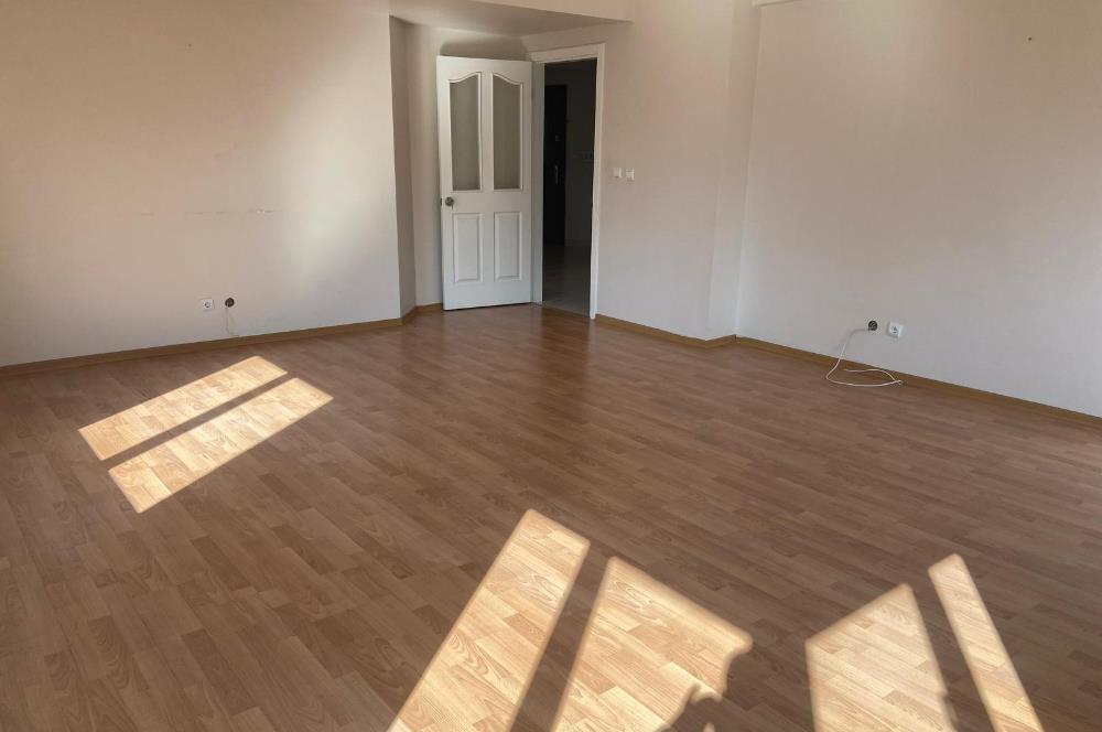 Türkkonut'un En Merkezi Yerinde 3+1 Kiralık Daire