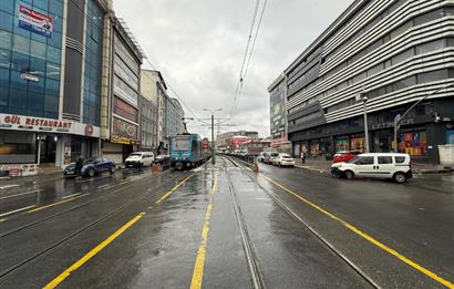 Sultangazi Kiralık Ofis Eski Edirne Asfaltı Üzeri Cadde Cephe