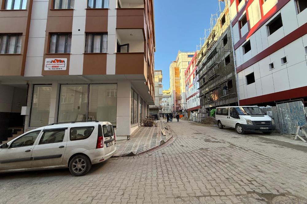 Sultangazi Kiralık Dükkan Bahat Hastane Arkası Düz Giriş Depolu