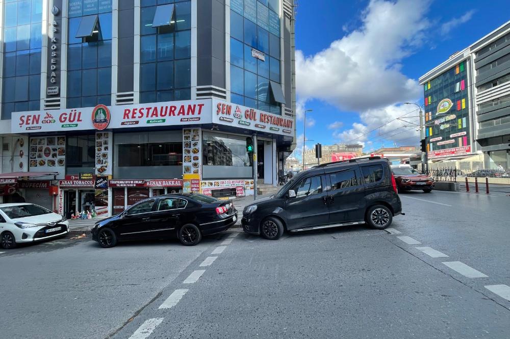 Tramvay Durağı Karşısı Yeni Nesil Fırın Sistemli Köşe Restoran