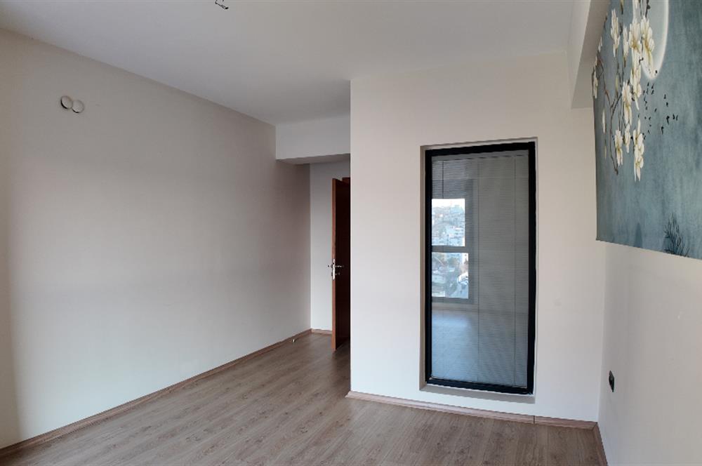 Karşıyaka İmbatlı'da Kiralık Geniş 2+1 Daire