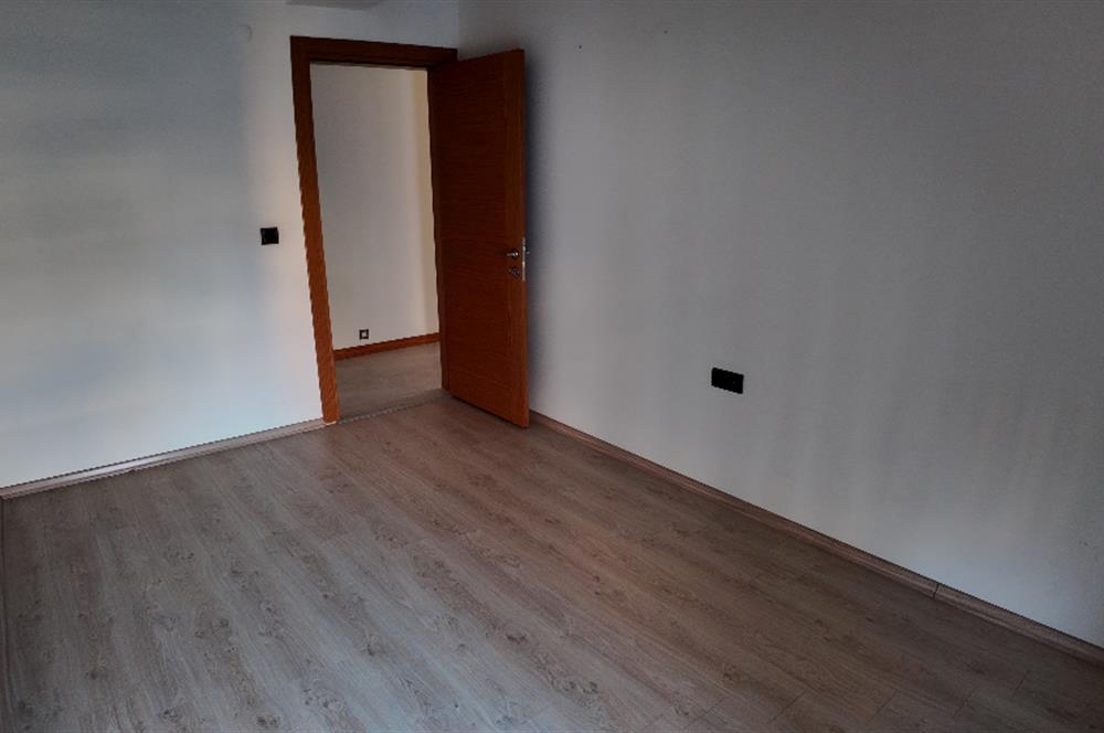 Karşıyaka İmbatlı'da Kiralık Geniş 2+1 Daire