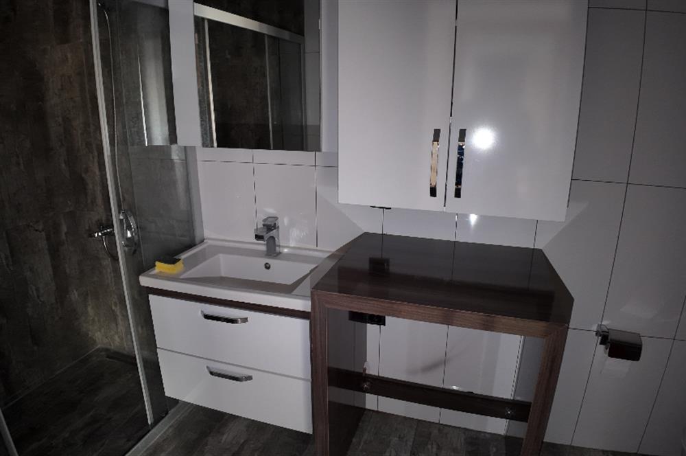 Karşıyaka İmbatlı'da Kiralık Geniş 2+1 Daire