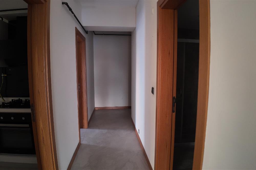 Karşıyaka İmbatlı'da Kiralık Geniş 2+1 Daire