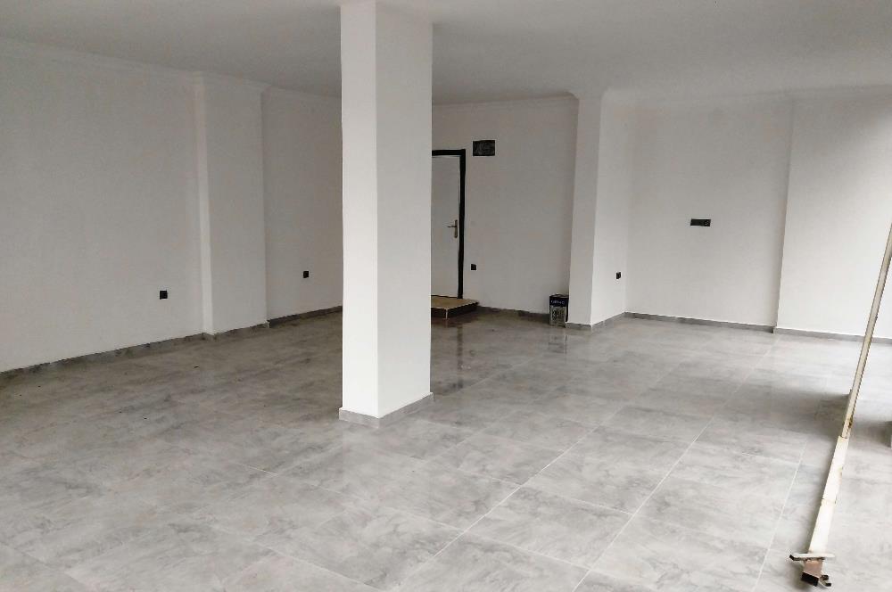 Ayvalık Altınova'da Satılık, Cadde Üstü, 60 m² Dükkan