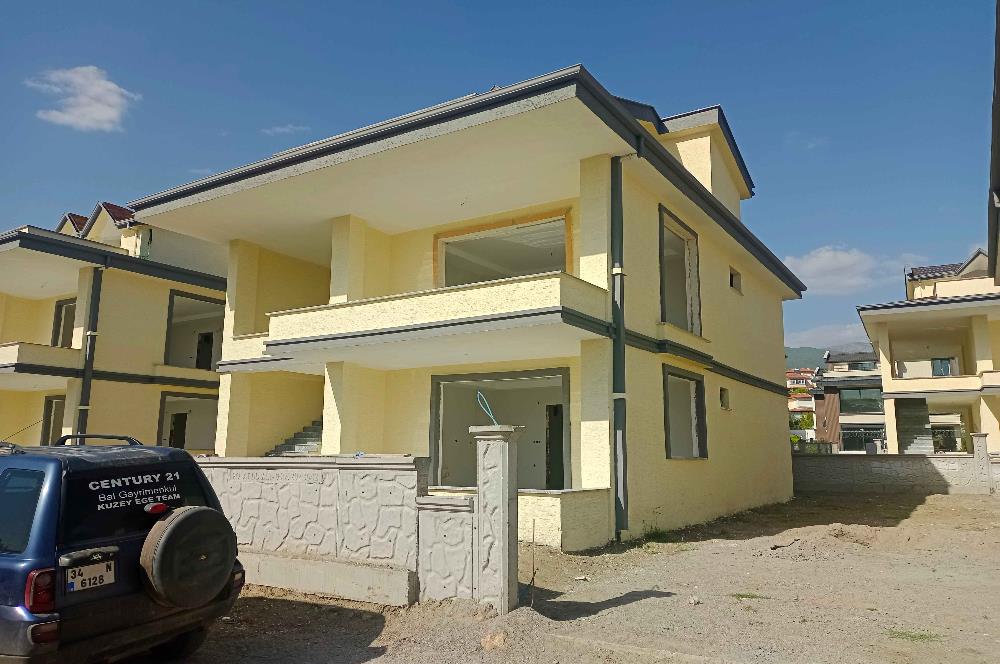 Edremit Güre'de Satılık, Deniz Manzaralı, Dublex Daire