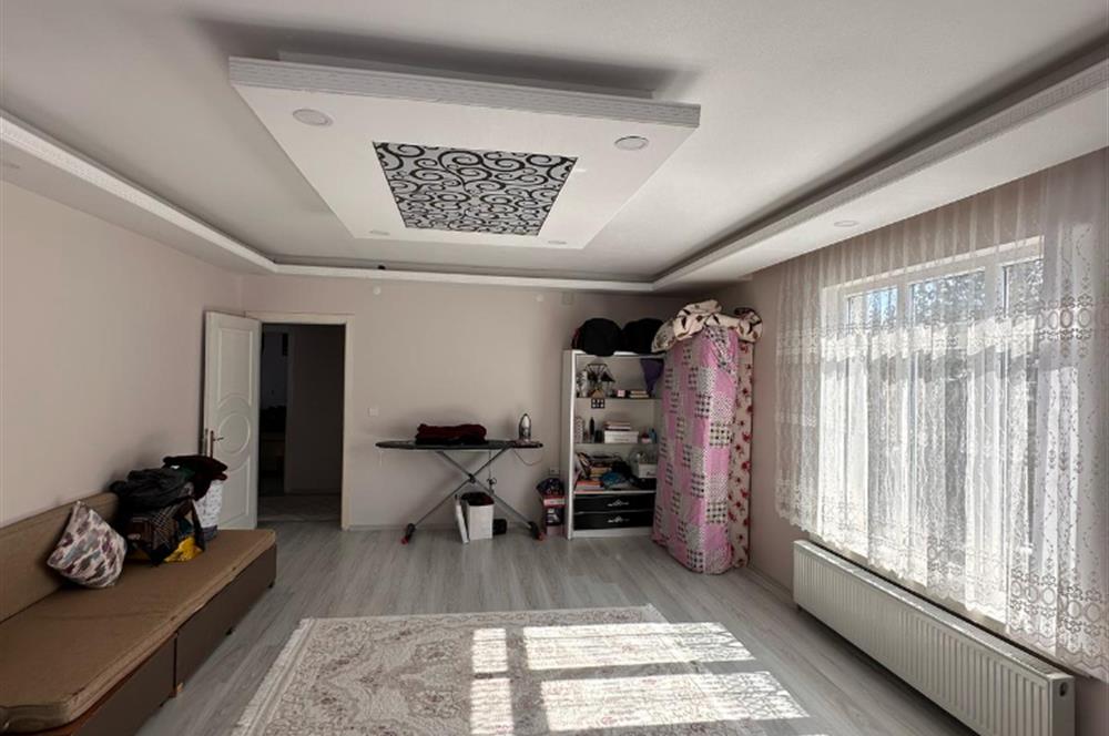 OYACA AKARSU MAHALLESİNDE MUSAKİL EV 2 BAĞIMSIZ BÖLÜM 300 M2