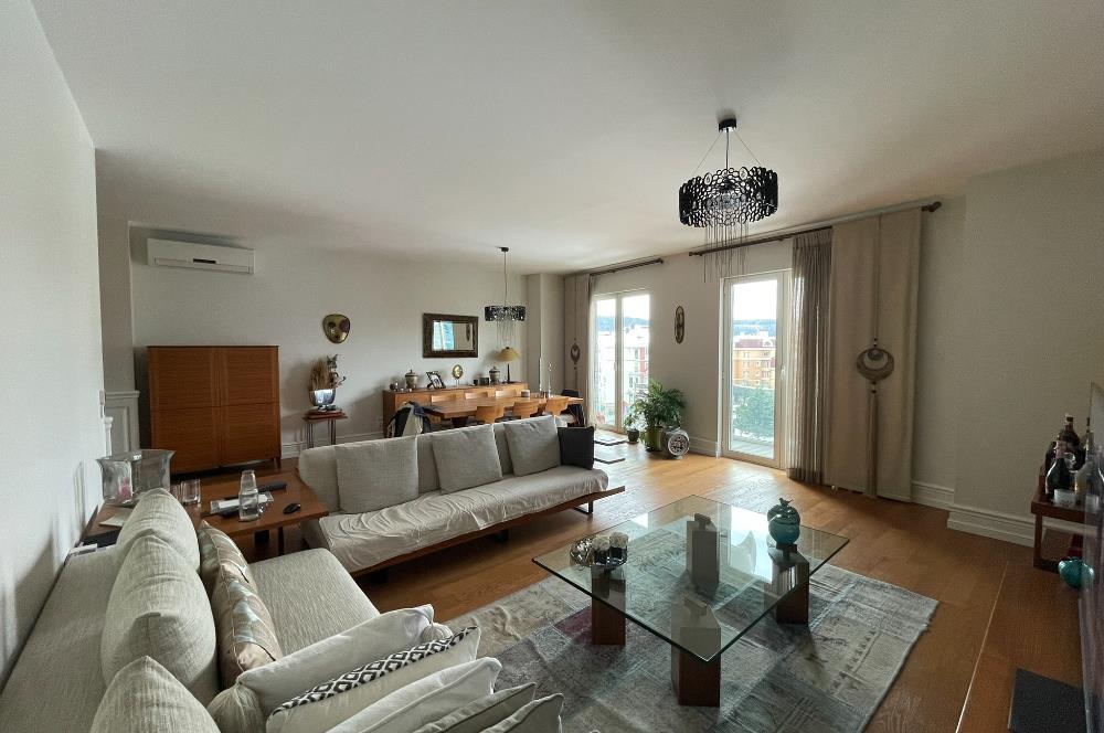 Göktürk 3+1 Satılık Daire Larus Palas' ta Tek Katta 240 m2