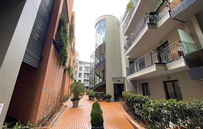 Göktürk 3+1 Satılık Daire Larus Palas' ta Tek Katta 240 m2