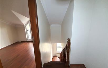 C21 NARDAN VARAN CADDESİNDE 4+1 DUBLEX LÜKS DAİRE