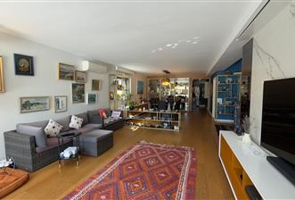 PARKONE SİTESİNDE 5+1 HAVUZLU SATILIK TRİPLEX VİLLA