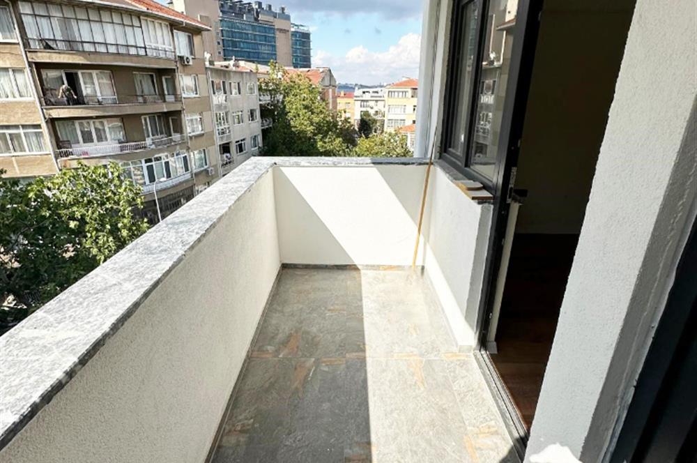 KADIKÖY, MÜHÜRDAR CAD. SIFIR 2 + 1 SATILIK DAİRE