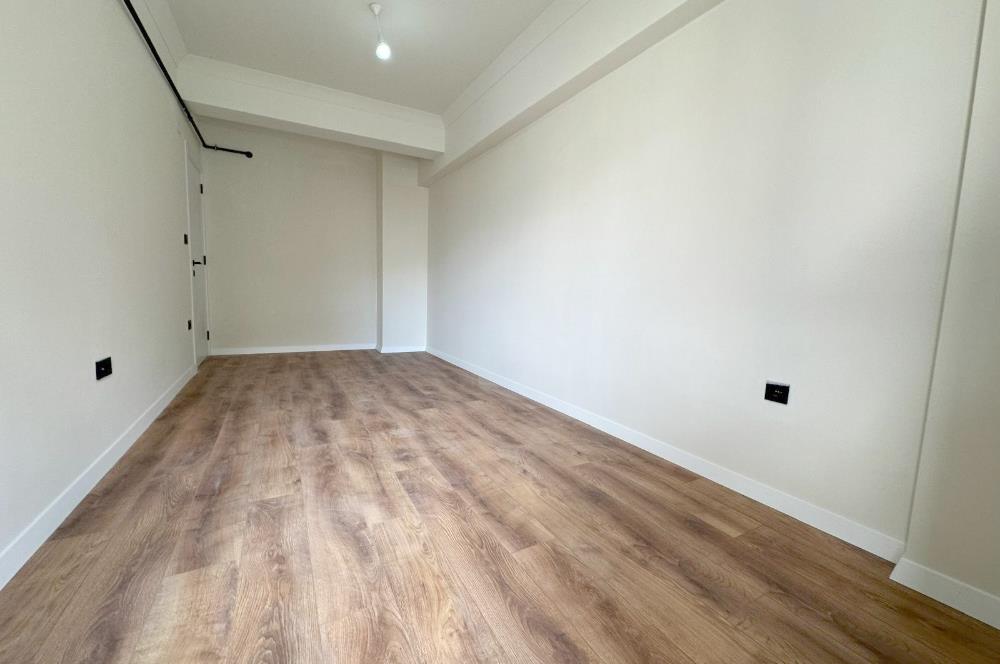 KADIKÖY, MÜHÜRDAR CAD. SIFIR 2 + 1 SATILIK DAİRE