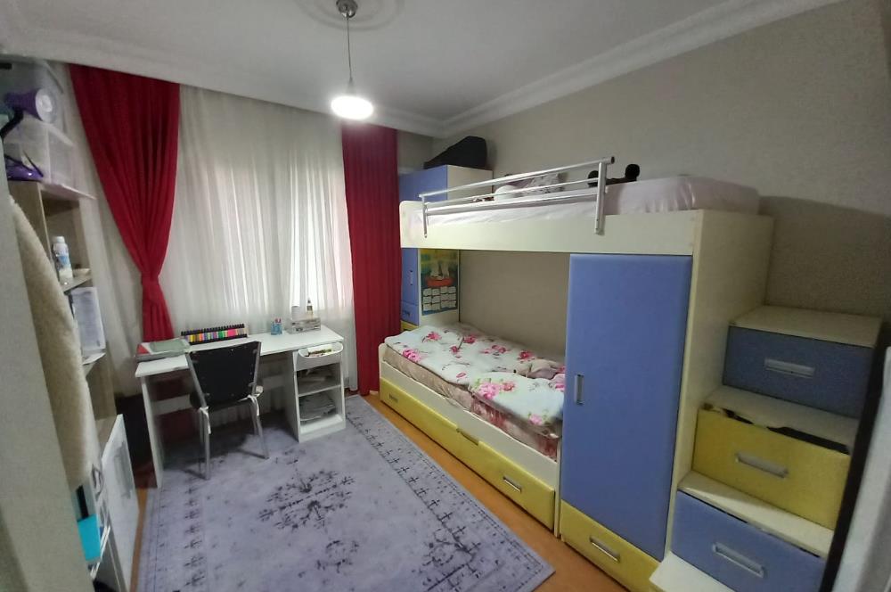 PENDIK BAHÇELİEVLER ADALI SİTESİNDE 1.KAT SATILIK 3+1 DAİRE 