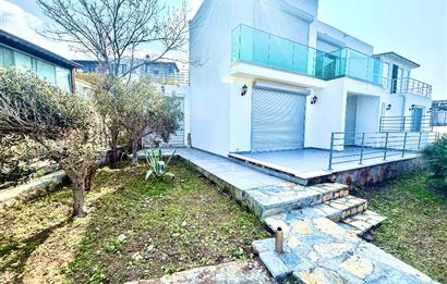 Bodrum Gümüşlük Satılık Deniz Manzaralı ,Bahçeli Dubleks Villa