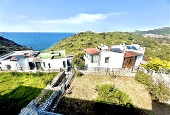 Bodrum Gümüşlük Satılık Deniz Manzaralı ,Bahçeli Dubleks Villa