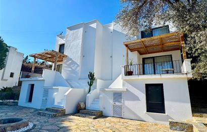 Bodrum Turgutreis'te Denize Sıfır Site İçerisinde Satılık Villa