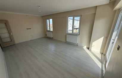 GÖLCÜK YAZLIK MH SATILIK ARA KAT 3+1 DAİRE