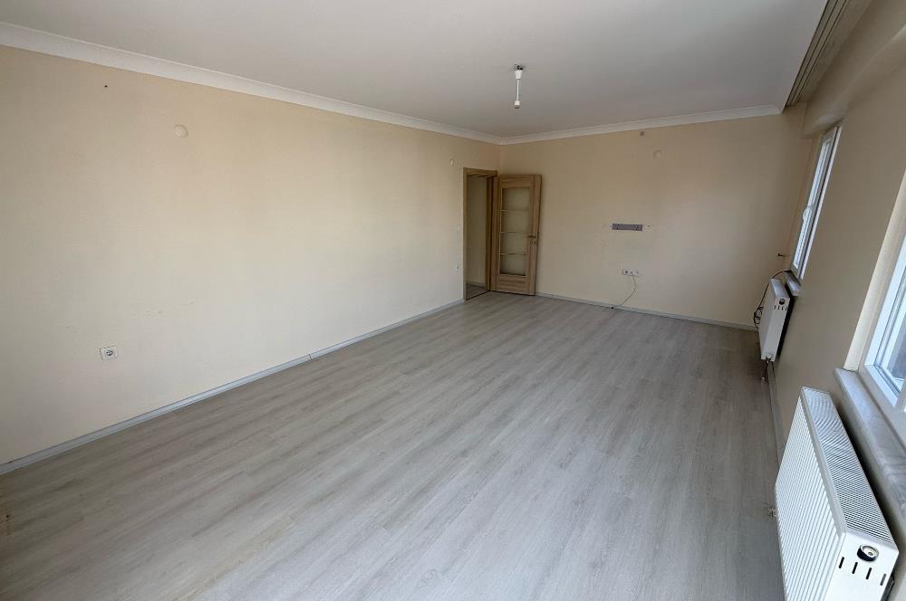 GÖLCÜK YAZLIK MH SATILIK ARA KAT 3+1 DAİRE