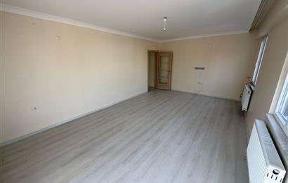 GÖLCÜK YAZLIK MH SATILIK ARA KAT 3+1 DAİRE