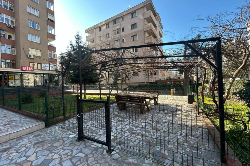 İST / KADİKÖY KOZYATAĞI İNÖNÜ CAD ÜZERİNDE SATILIK 3+1 DAİRE