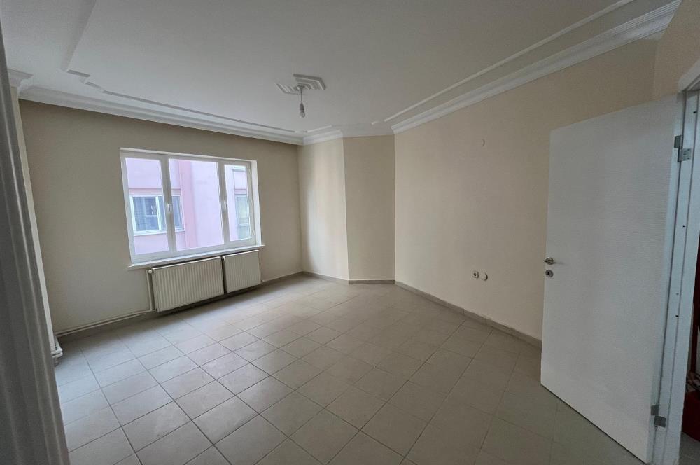 C21 LOCA'DAN ÇARŞI MERKEZDE SATILIK 2+1 OFİS 