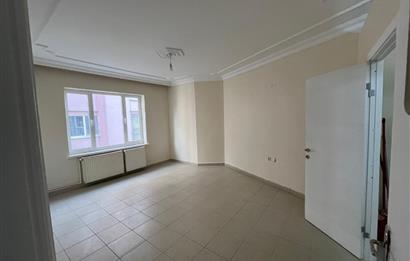 C21 LOCA'DAN ÇARŞI MERKEZDE SATILIK 2+1 OFİS 