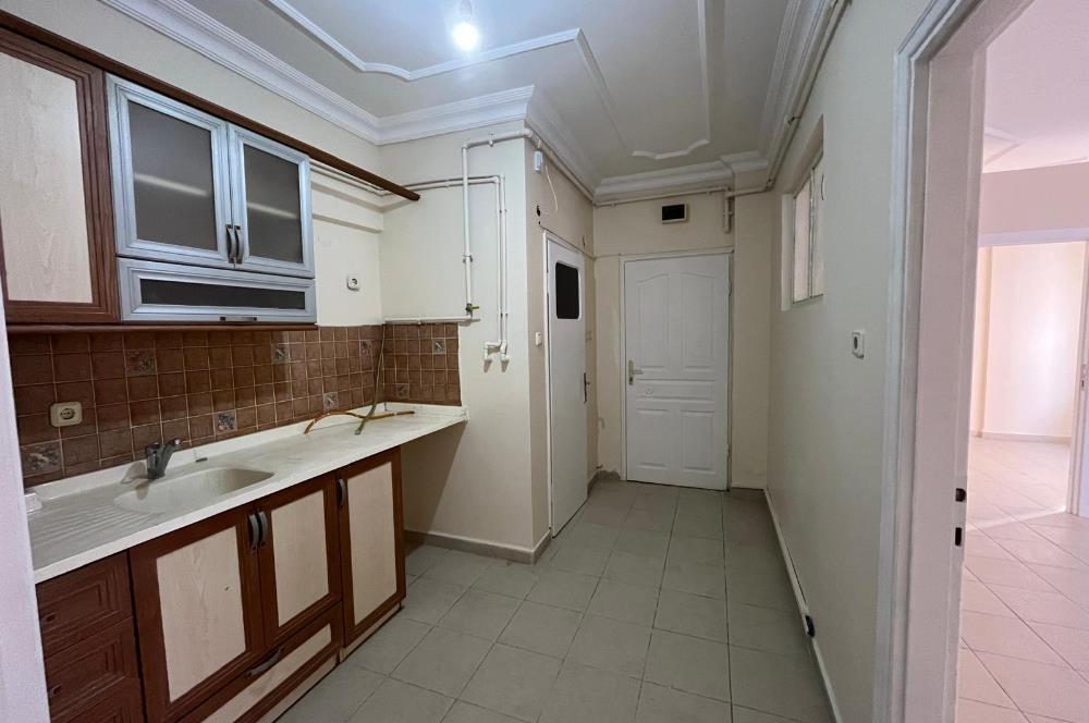 C21 LOCA'DAN ÇARŞI MERKEZDE SATILIK 2+1 OFİS 