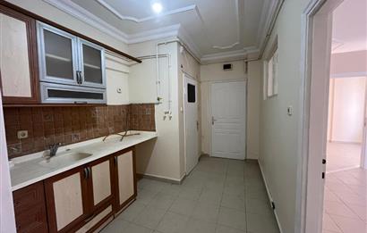 C21 LOCA'DAN ÇARŞI MERKEZDE SATILIK 2+1 OFİS 