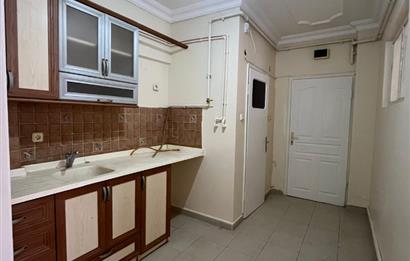 C21 LOCA'DAN ÇARŞI MERKEZDE SATILIK 2+1 OFİS 