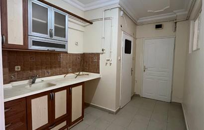 C21 LOCA'DAN ÇARŞI MERKEZDE SATILIK 2+1 OFİS 