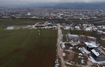 C21'den Pirahmetler'de Proje Ruhsatları Alınmış İnşaata Arsa