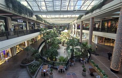 Avenue İstanbul Rezidans'da satılık E 5 cepheli 1+1 daire..