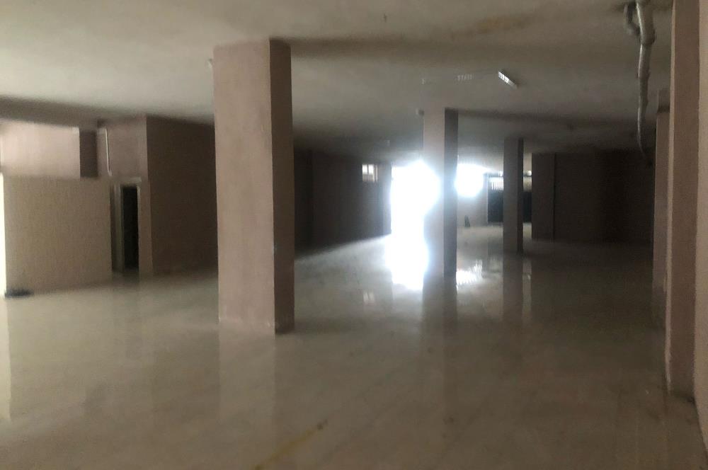 ÇERKEZKÖY CADDESİ'NDE MERKEZİ KONUMLU KİRALIK 600 m² İŞ YERİ