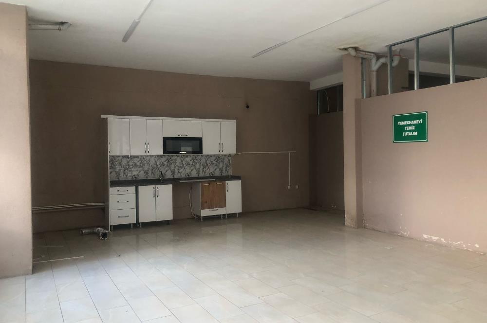 ÇERKEZKÖY CADDESİ'NDE MERKEZİ KONUMLU KİRALIK 600 m² İŞ YERİ