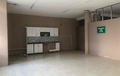 ÇERKEZKÖY CADDESİ'NDE MERKEZİ KONUMLU KİRALIK 600 m² İŞ YERİ