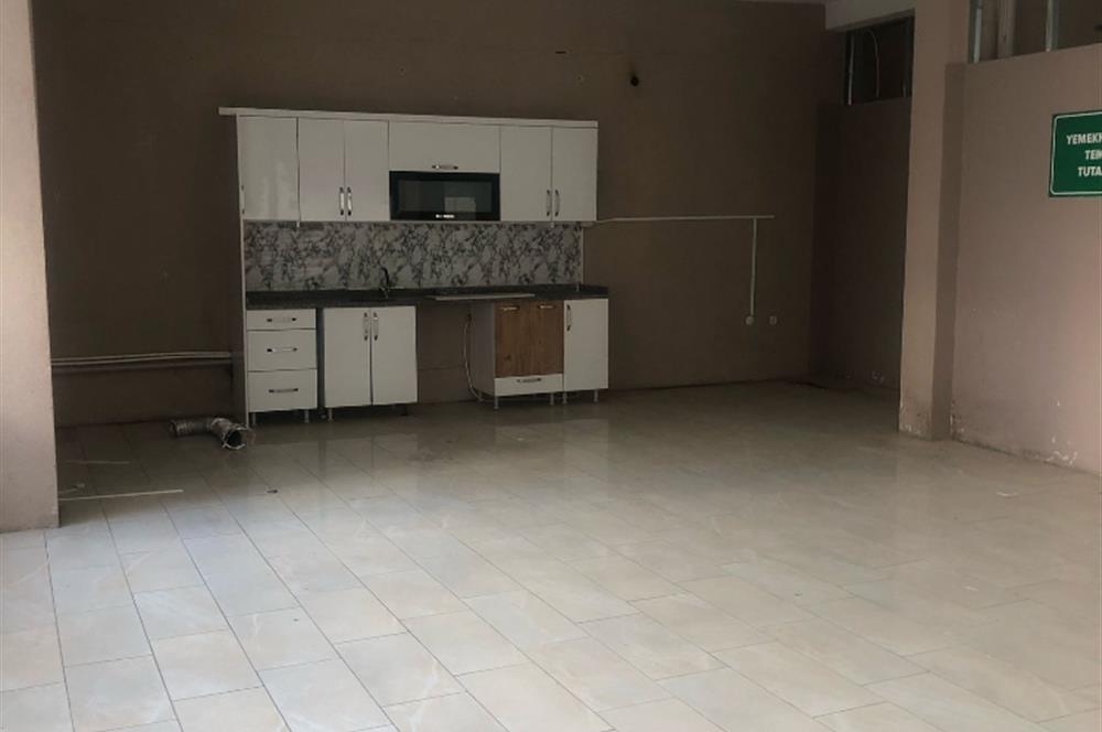 ÇERKEZKÖY CADDESİ'NDE MERKEZİ KONUMLU KİRALIK 600 m² İŞ YERİ