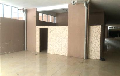 ÇERKEZKÖY CADDESİ'NDE MERKEZİ KONUMLU KİRALIK 600 m² İŞ YERİ