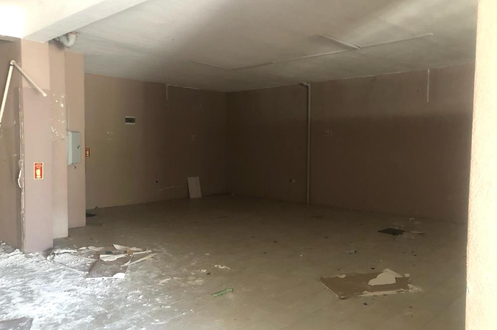 ÇERKEZKÖY CADDESİ'NDE MERKEZİ KONUMLU KİRALIK 600 m² İŞ YERİ