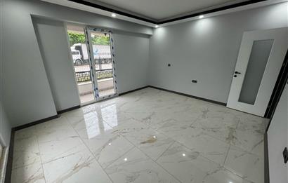 KARTEPE ATAEVLERDE SIFIR KİRALIK 3+1 DAİRE