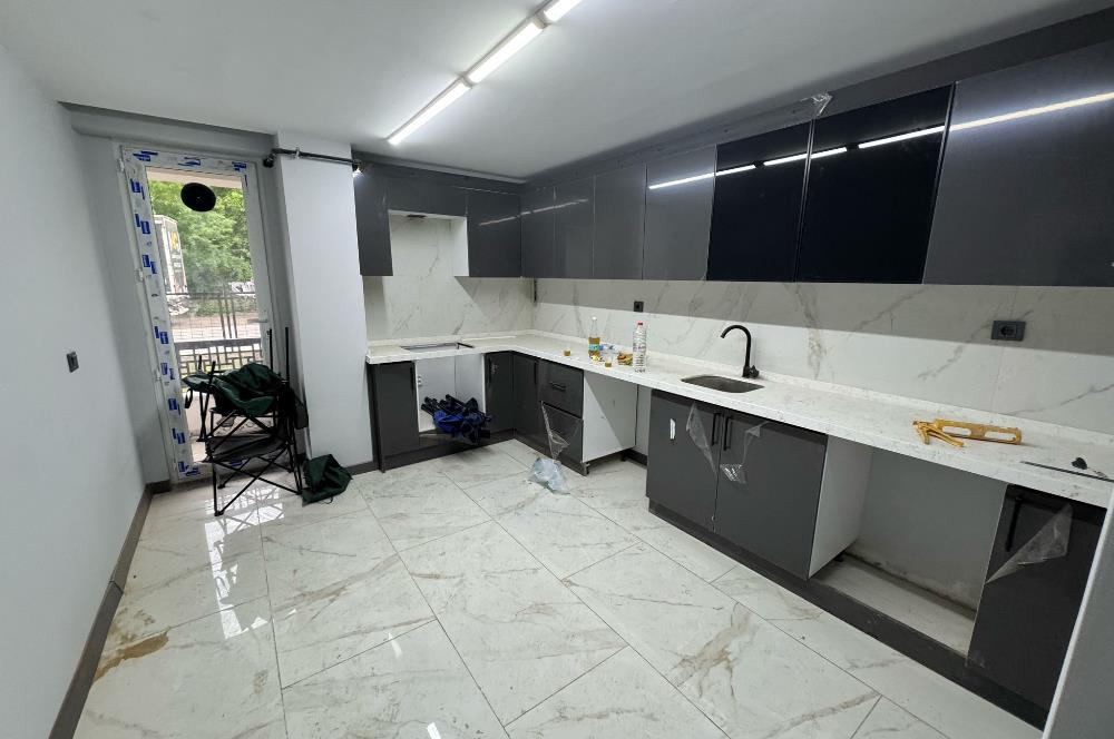 KARTEPE ATAEVLERDE SIFIR KİRALIK 3+1 DAİRE