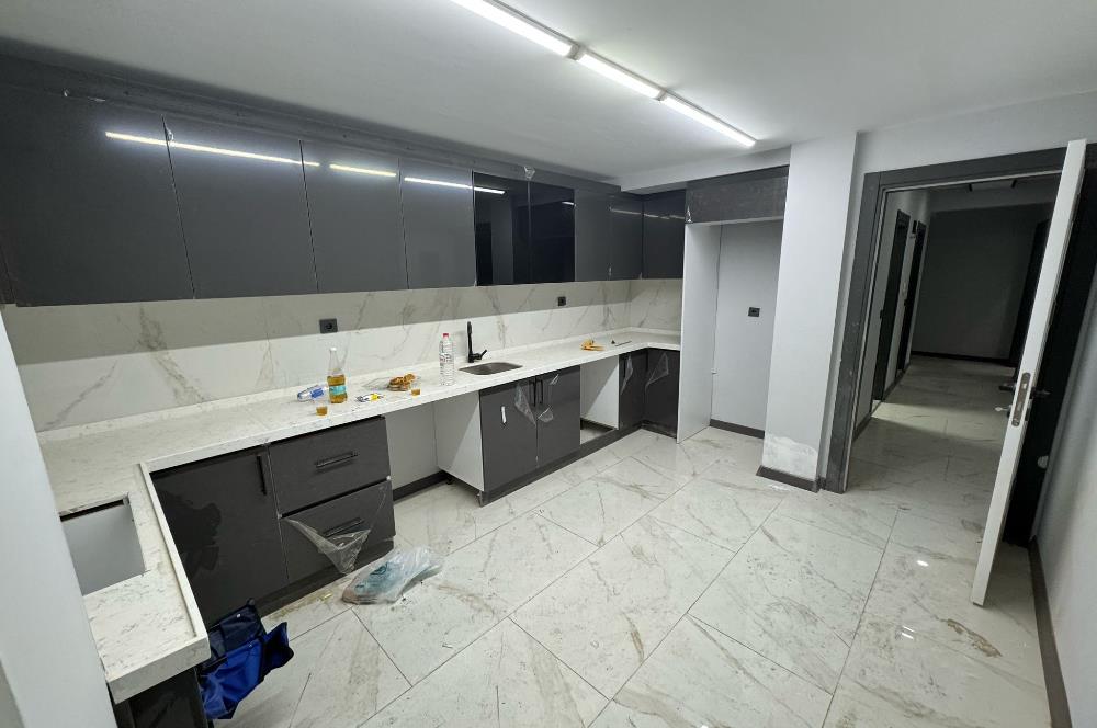 KARTEPE ATAEVLERDE SIFIR KİRALIK 3+1 DAİRE
